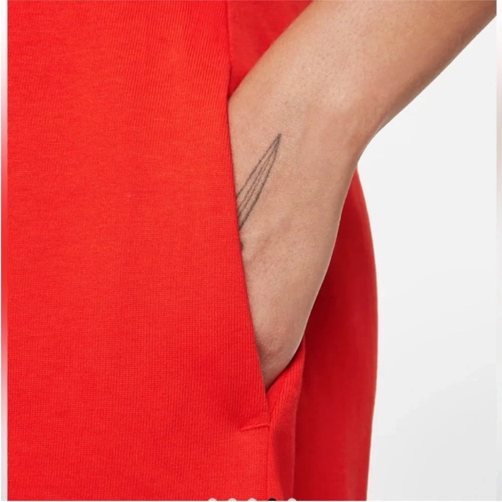 Jordan Essentials Flight T-Shirt Dress With Pockets NWOT - Picture 3 of 12